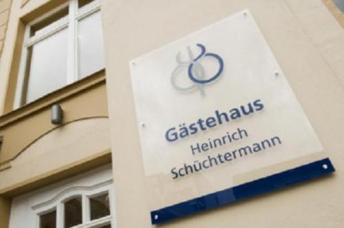 Gaestehaus Heinrich Schuechtermann บัดโรเทนเฟลเดอ ภายนอก รูปภาพ